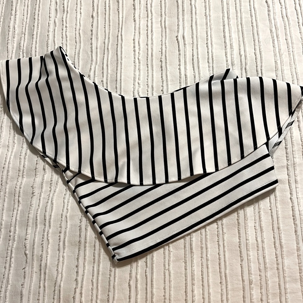 Stripped Cropped